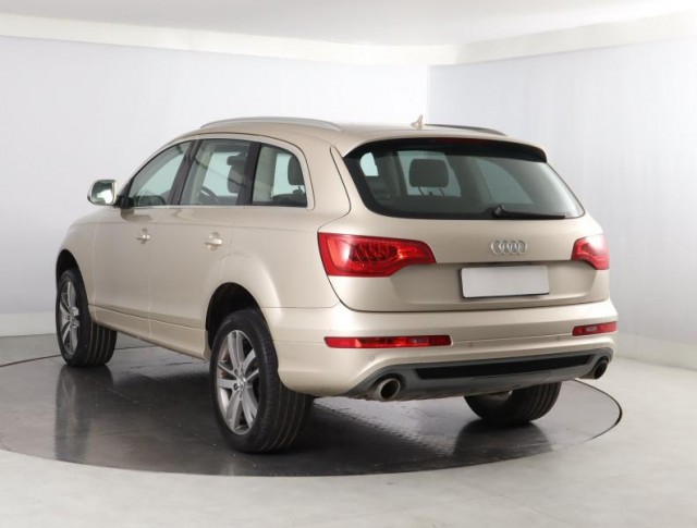 Audi Q7  3.0 TDI S-Line