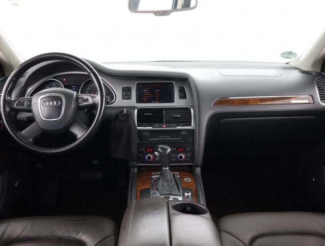 Audi Q7  3.0 TDI S-Line