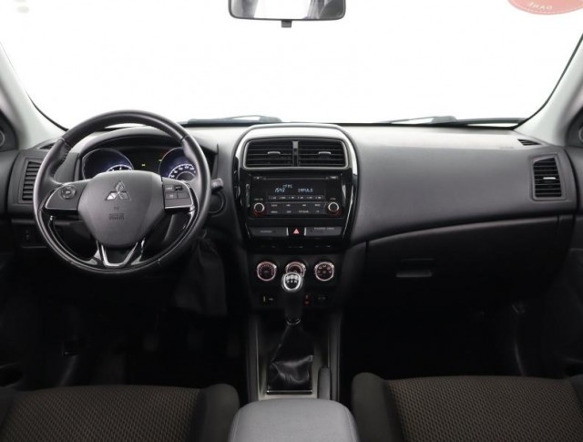 Mitsubishi ASX  1.6 MIVEC 