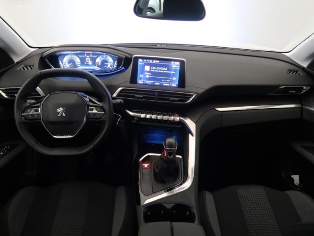 Peugeot 3008  1.2 PureTech 