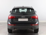 Audi Q5  3.0 TDI S line