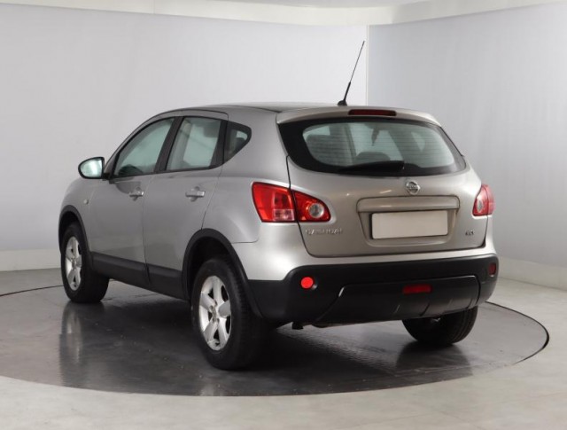 Nissan Qashqai  2.0 dCi 