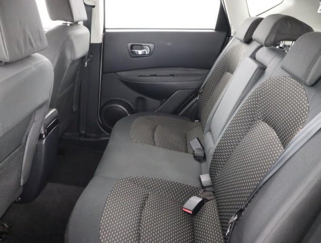 Nissan Qashqai  2.0 dCi 