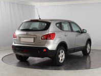 Nissan Qashqai  2.0 dCi 