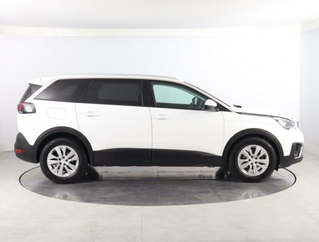 Peugeot 5008  PureTech 130 Active