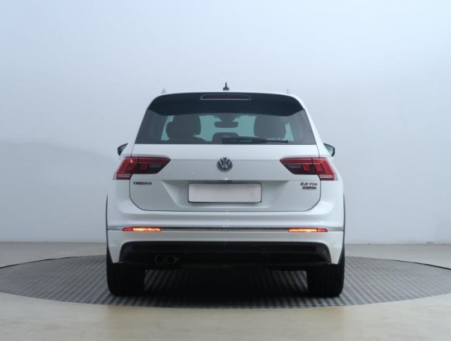 Volkswagen Tiguan  2.0 TDI R-Line