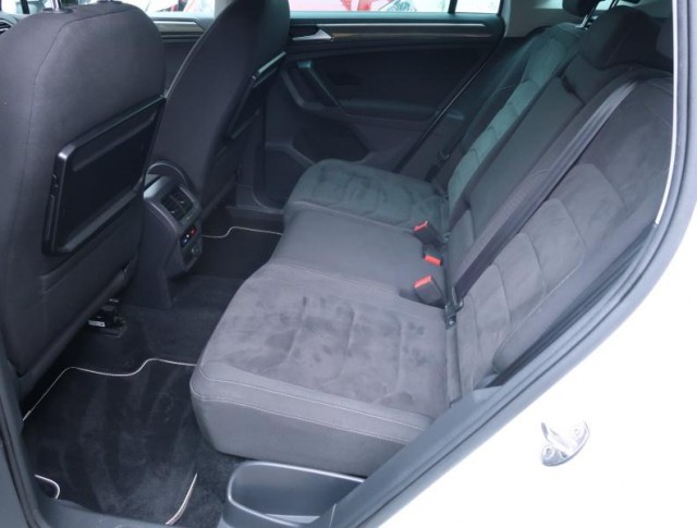Volkswagen Tiguan  2.0 TDI R-Line