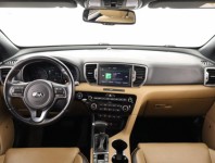 Kia Sportage  2.0 CRDi 