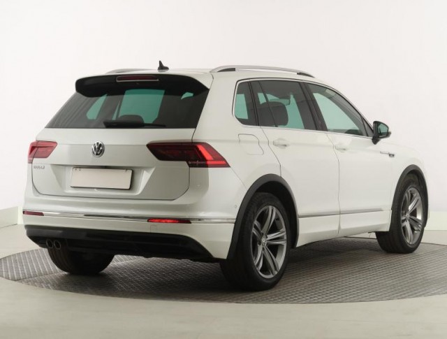 Volkswagen Tiguan  1.5 TSI R-Line