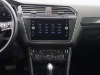 Volkswagen Tiguan  1.5 TSI R-Line
