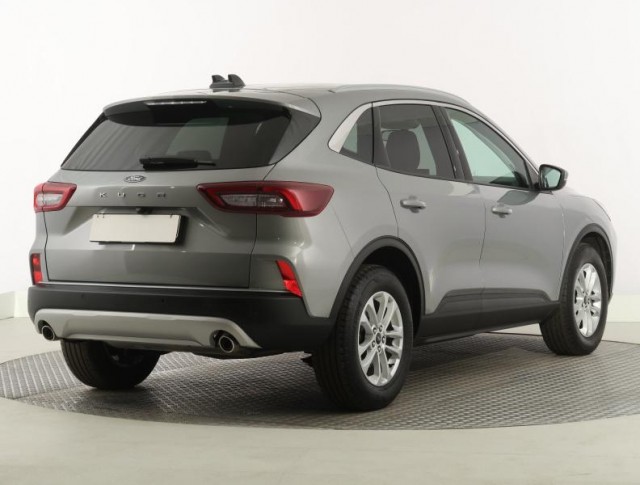 Ford Kuga  1.5 EcoBoost Titanium