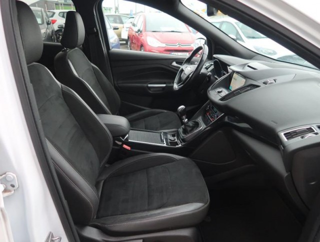 Ford Kuga  2.0 TDCi Titanium