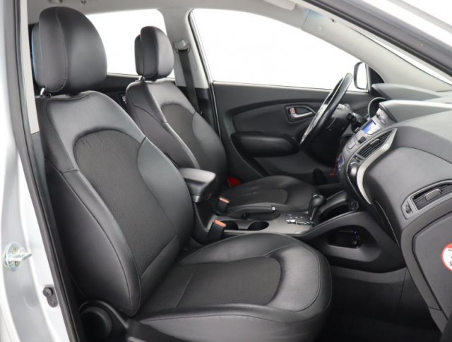 Hyundai ix35  2.0 GDI Trikolor Plus