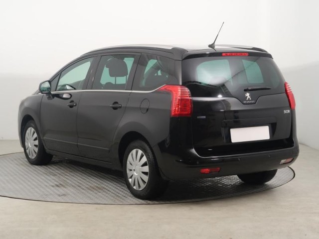 Peugeot 5008  2.0 BlueHDi 