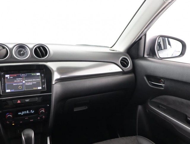 Suzuki Vitara  1.4 BoosterJet 