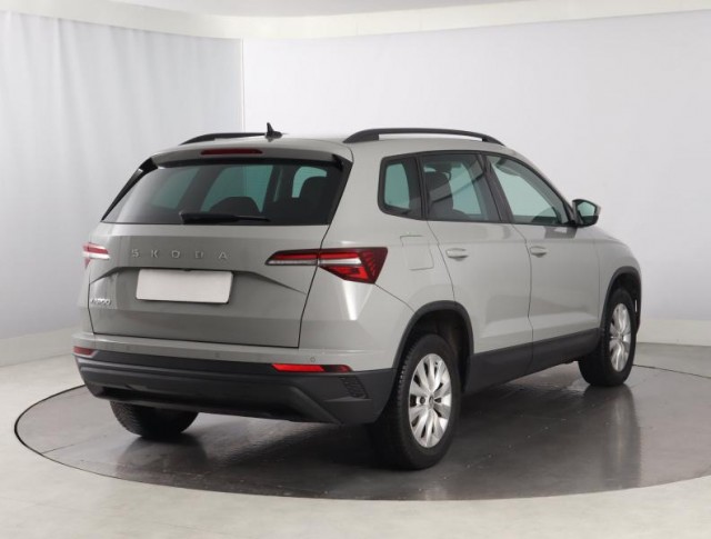 Škoda Karoq  1.5 TSI Fresh