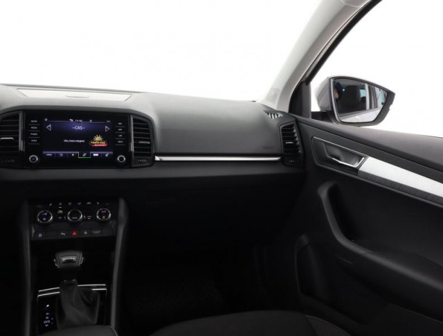 Škoda Karoq  1.5 TSI Fresh