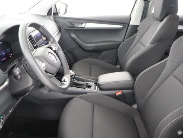 Škoda Karoq  1.5 TSI Fresh