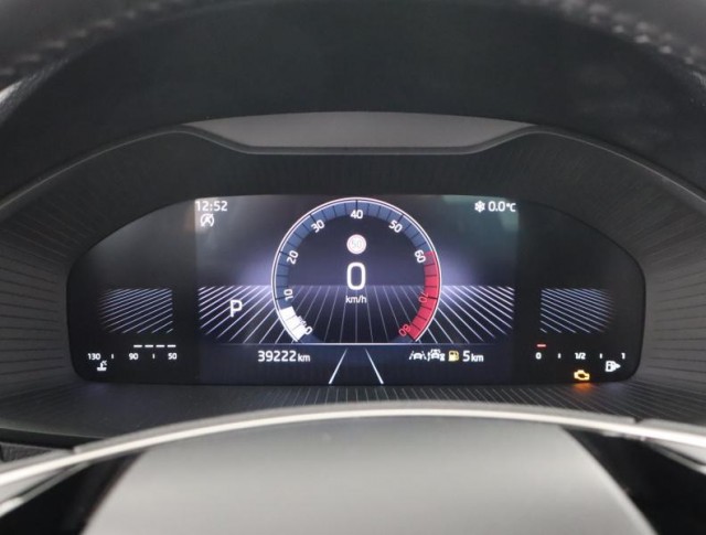 Škoda Karoq  1.5 TSI Fresh