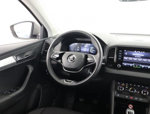 Škoda Karoq  1.5 TSI Fresh