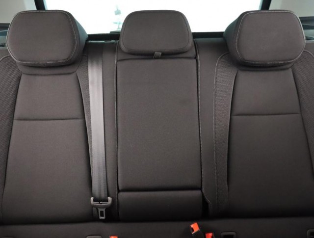 Škoda Karoq  1.5 TSI Fresh