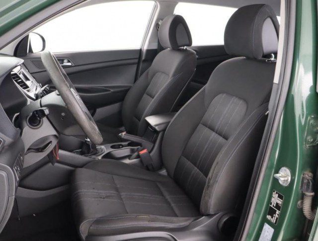 Hyundai Tucson  2.0 CRDi 