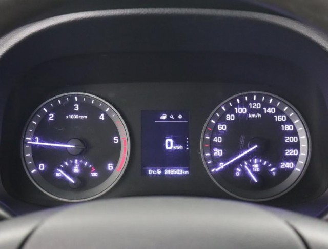 Hyundai Tucson  2.0 CRDi 