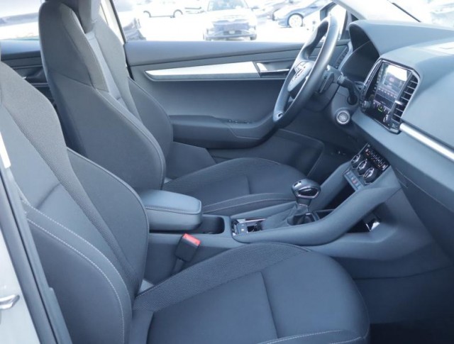 Škoda Karoq  1.5 TSI Fresh