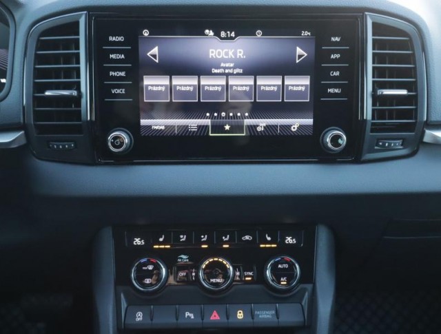 Škoda Karoq  1.5 TSI Fresh