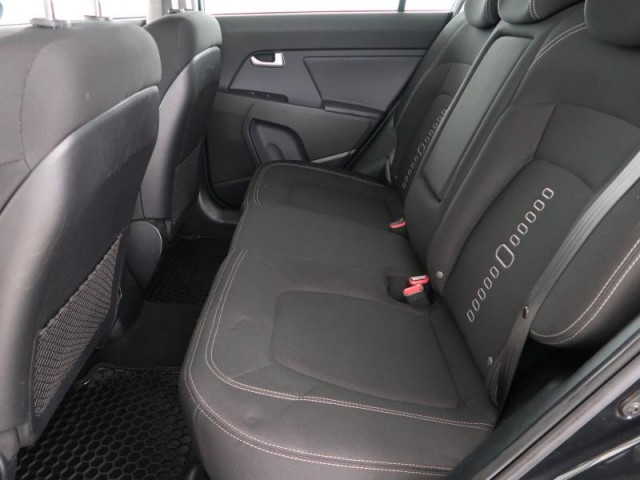 Kia Sportage  2.0 CRDi 