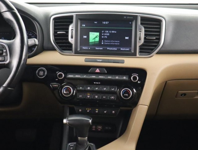 Kia Sportage  2.0 CRDi 