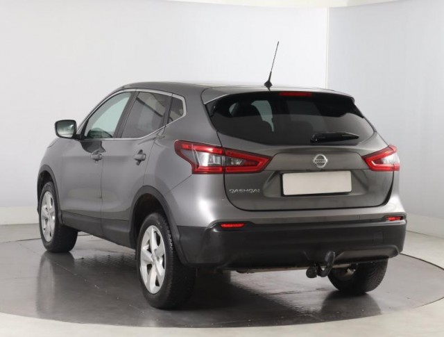Nissan Qashqai  1.3 DIG-T 