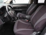 Mitsubishi Outlander  2.2 DI-D 