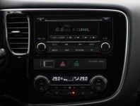 Mitsubishi Outlander  2.2 DI-D 