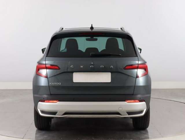 Škoda Karoq  1.5 TSI 