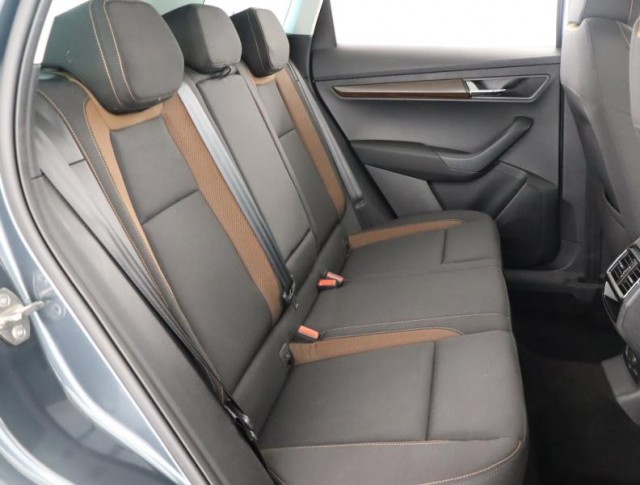 Škoda Karoq  1.5 TSI 