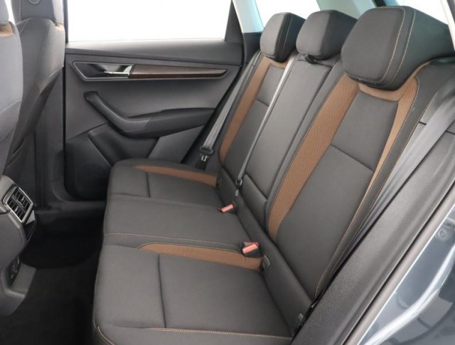 Škoda Karoq  1.5 TSI 