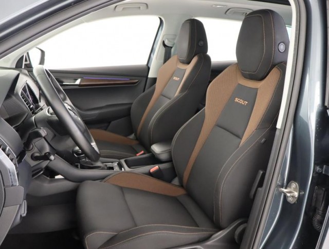 Škoda Karoq  1.5 TSI 