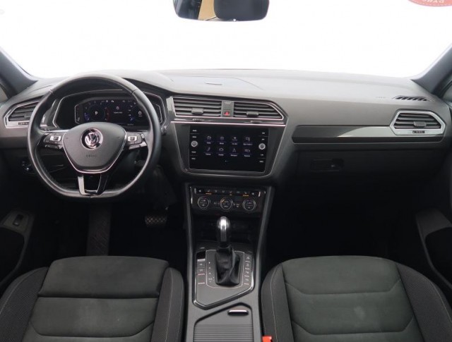 Volkswagen Tiguan  1.5 TSI R-Line