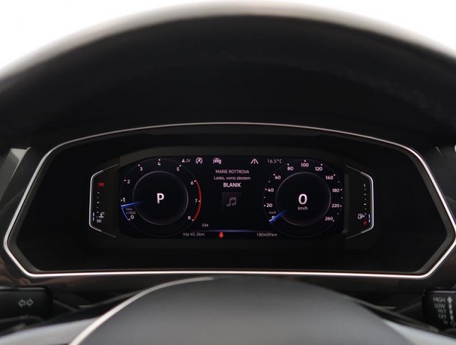 Volkswagen Tiguan  1.5 TSI R-Line