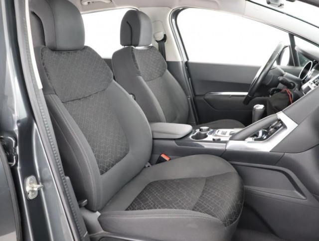 Peugeot 3008  1.6 BlueHDi Acces