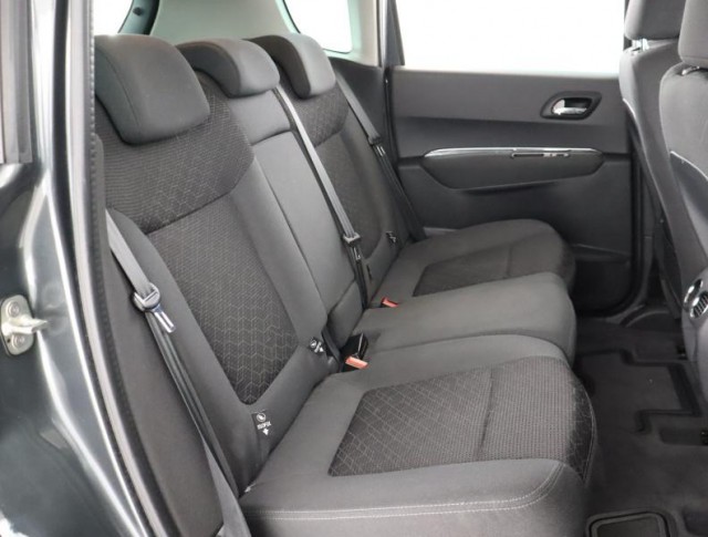 Peugeot 3008  1.6 BlueHDi Acces