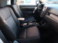Mitsubishi Outlander  2.2 DI-D 