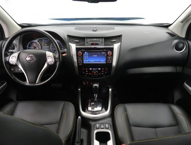 Nissan Navara  2.3 dCi 