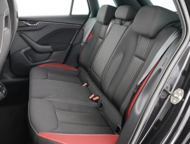 Škoda Kamiq  1.0 TSI Monte Carlo