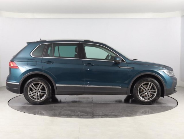 Volkswagen Tiguan  1.5 TSI Elegance