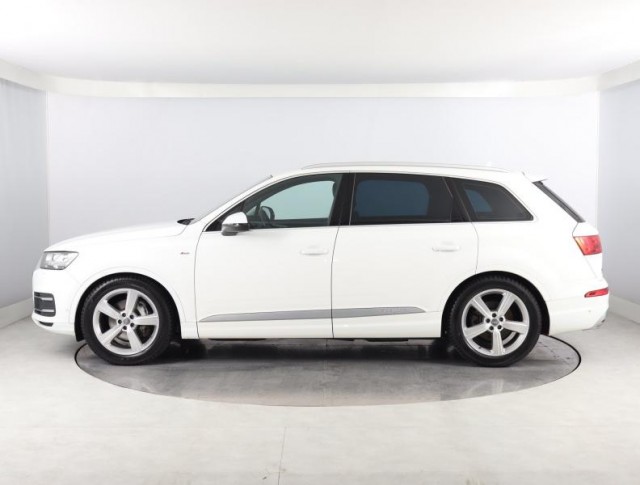 Audi Q7  3.0 TDI S-Line