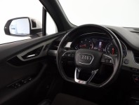 Audi Q7  3.0 TDI S-Line