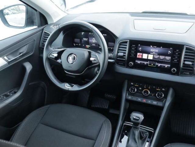Škoda Karoq  1.5 TSI Fresh
