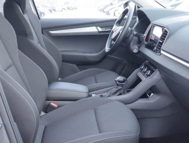 Škoda Karoq  1.5 TSI Fresh